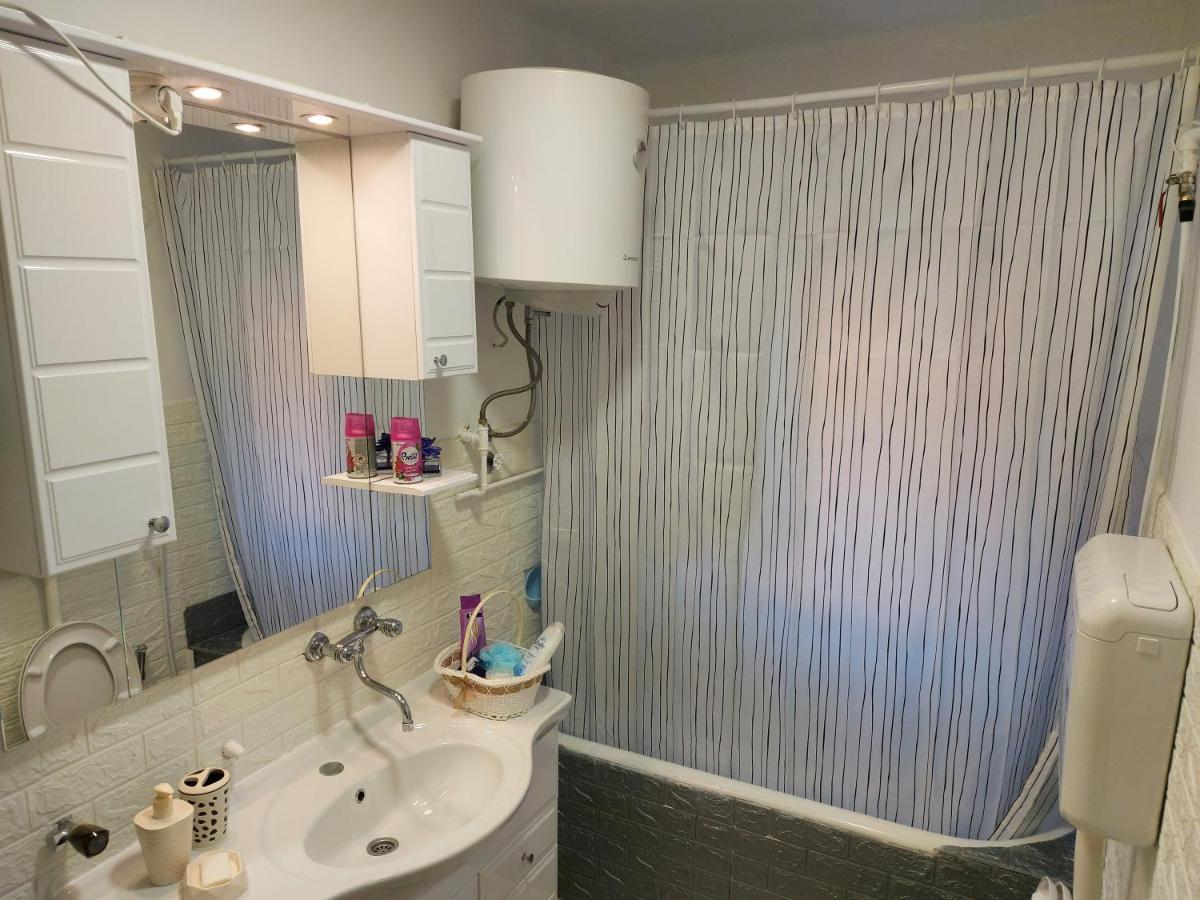 Lovely, Neat And Quite Apartment Dalia, Private Parking SJJ Extérieur photo